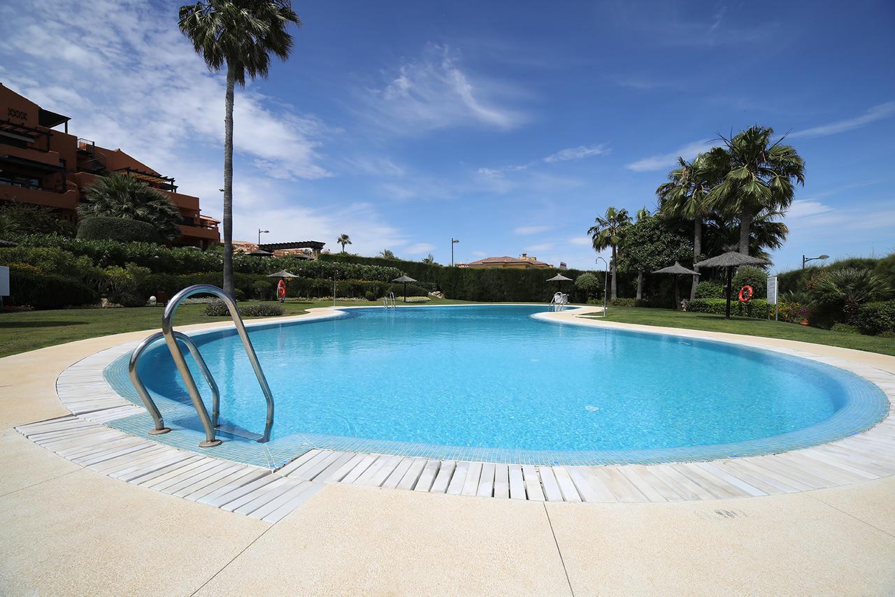 Apartamento Jardines De Nueva Galera Cozy Penthouse Estepona Exterior foto