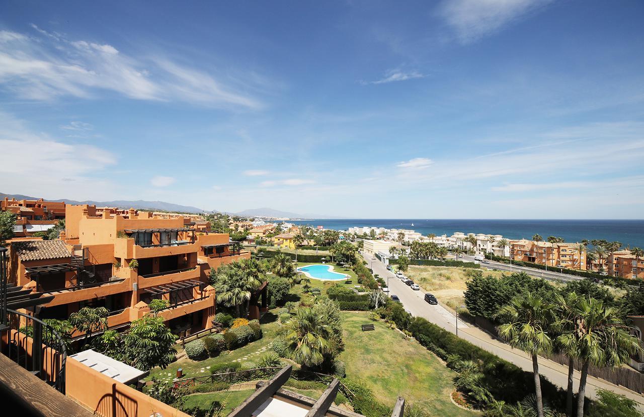 Apartamento Jardines De Nueva Galera Cozy Penthouse Estepona Exterior foto